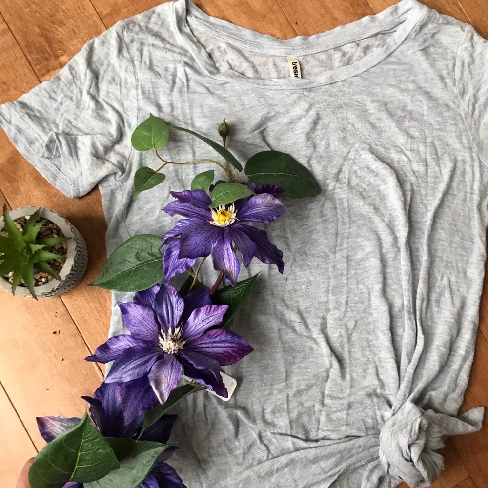 Tresics Pastel Blue Knotted Cotton Tee